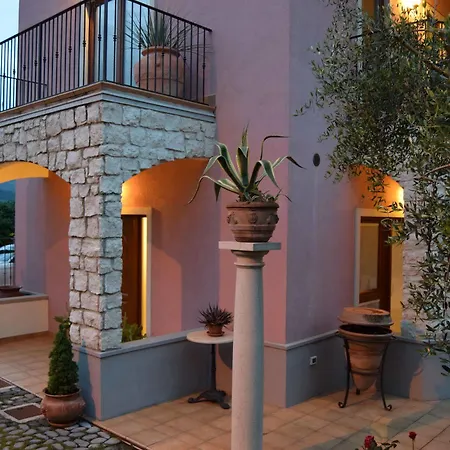 Aparthotel Le Due Torri Riva del Garda